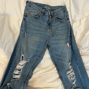 Wild fable size 6 ripped jeans